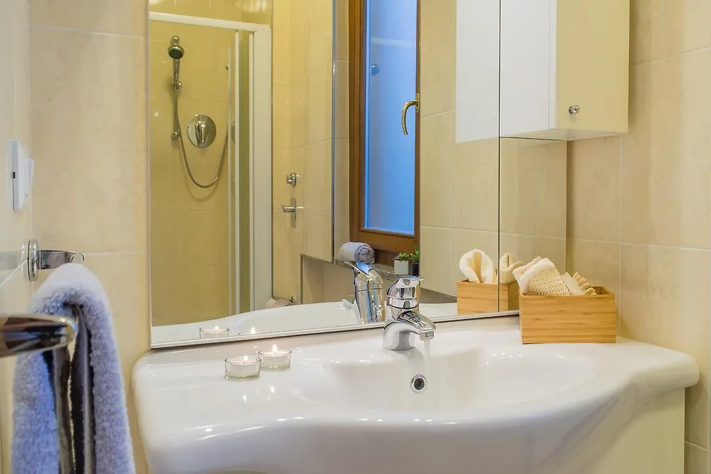 Oasi Milano Apartments  Milan
