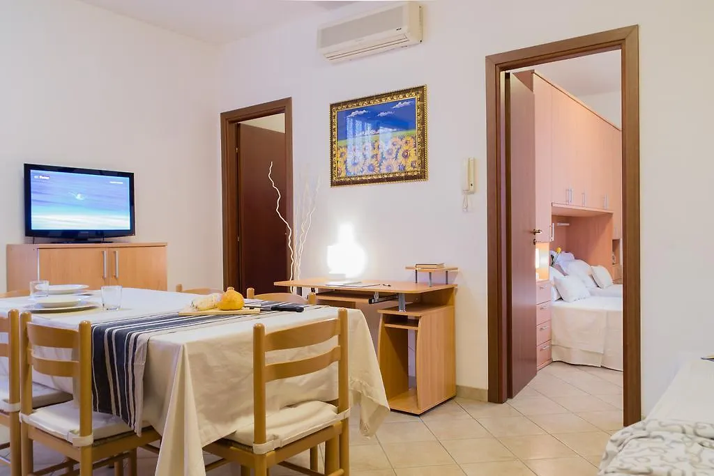 Oasi Milano Apartments 0*, Milan Italy